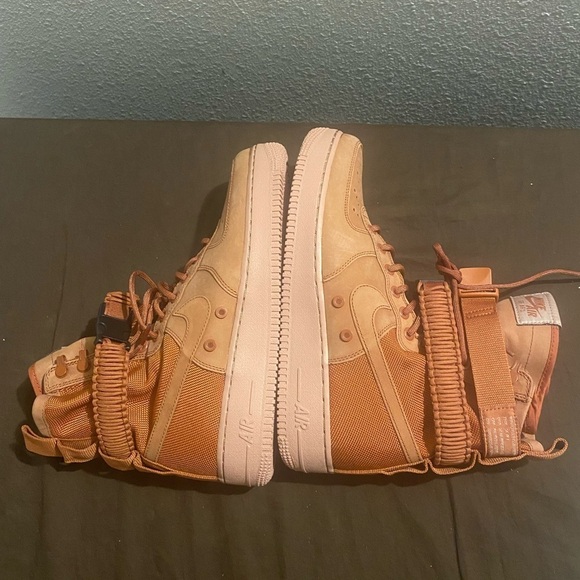 Nike Shoes - SF Air Force 1 High Dusty Peach men size 9 same women size 10.5 missing 1 strap